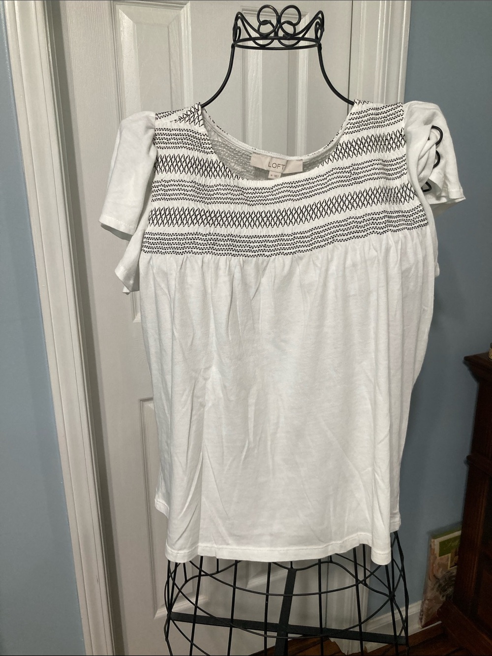 NWT. LOFT White Short-Sleeve Smocked Yoke Women's Top